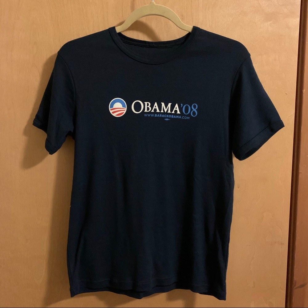 LIKE NEW Barack Obama campaign shirt ⭐️